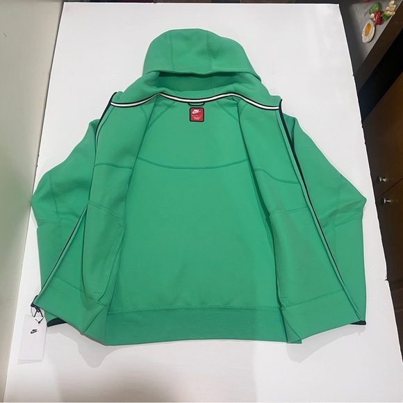 Nike, Tech Fleece, FB7921 363, Green - Picture 9 of 13